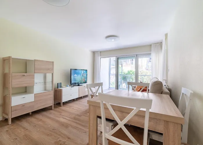 Apartamento Cánovas Center